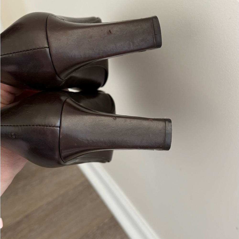 GCI - Elegant Brown Leather Heels with Leopard Accent good for size 7,5 US - Picture 9 of 9